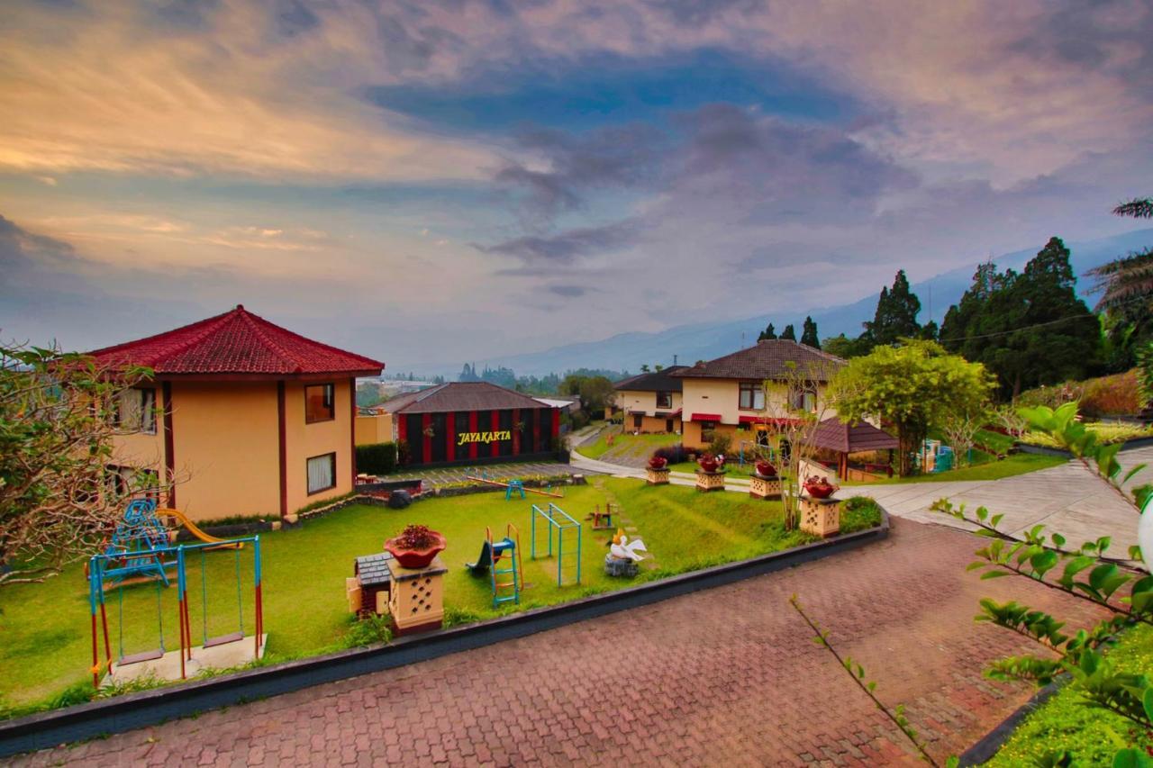 The Jayakarta Cisarua Hotel Puncak Eksteriør billede
